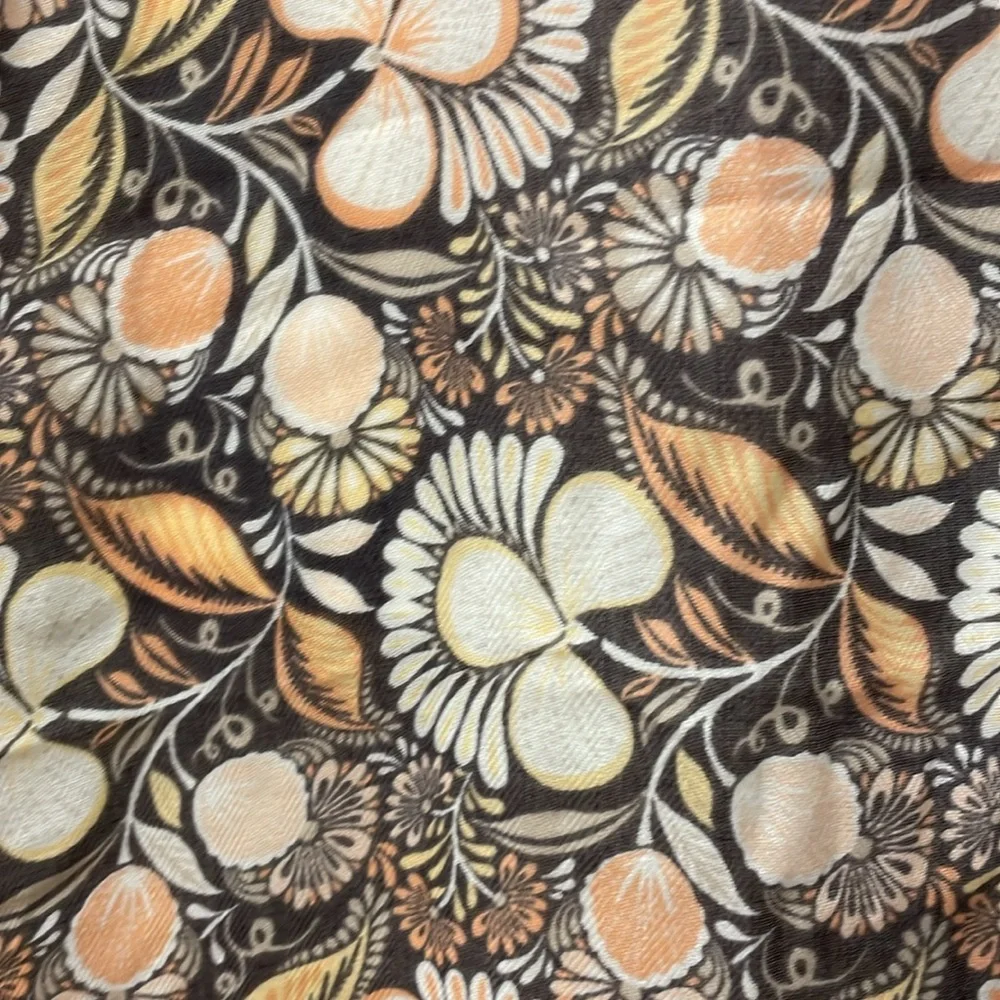 Patterned Scarf - Picture 3 of 4